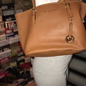 Michael Kors purse !!
